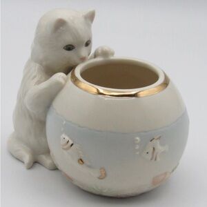 Lenox Cream and Gold Cat with Fish Bowl